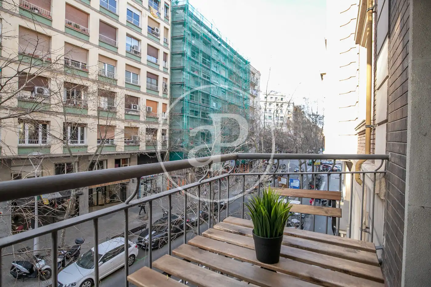 Vista exterior de Pis en venda en Barcelona amb Aire condicionat, Calefacció i Balcó