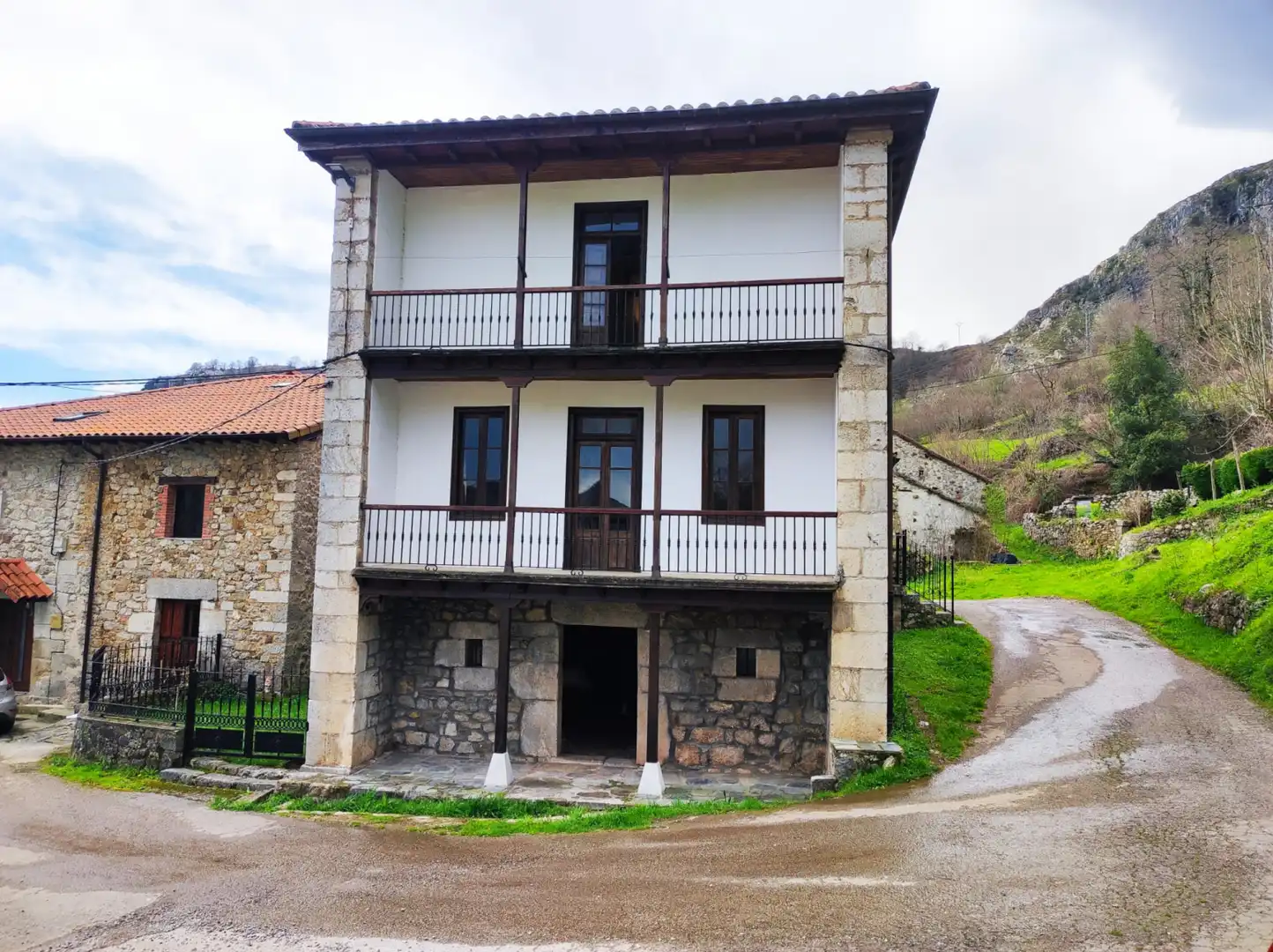 Exterior view of Houses for sale in Miera  with Private garden, Parquet flooring and Terrace