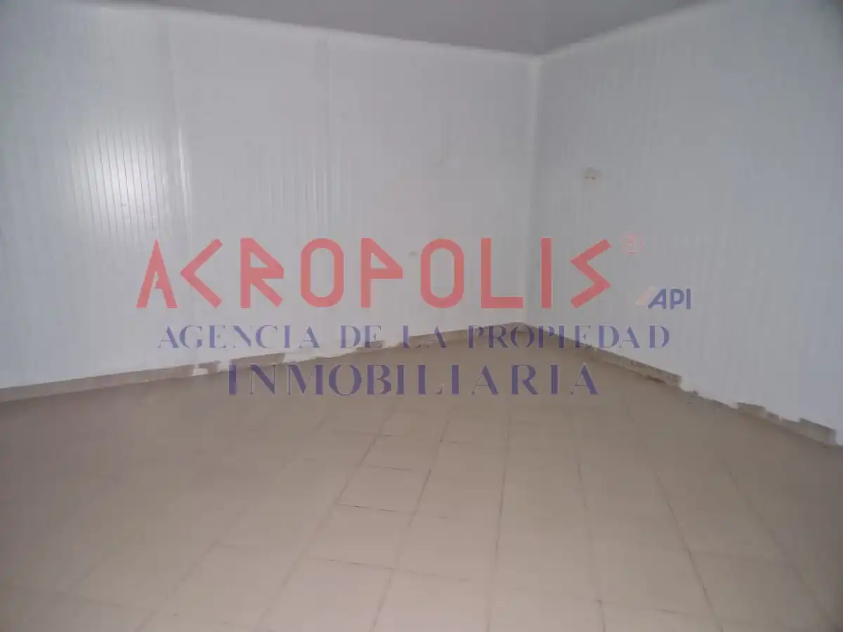 Local comercial de lloguer a Benavente, imagen 2