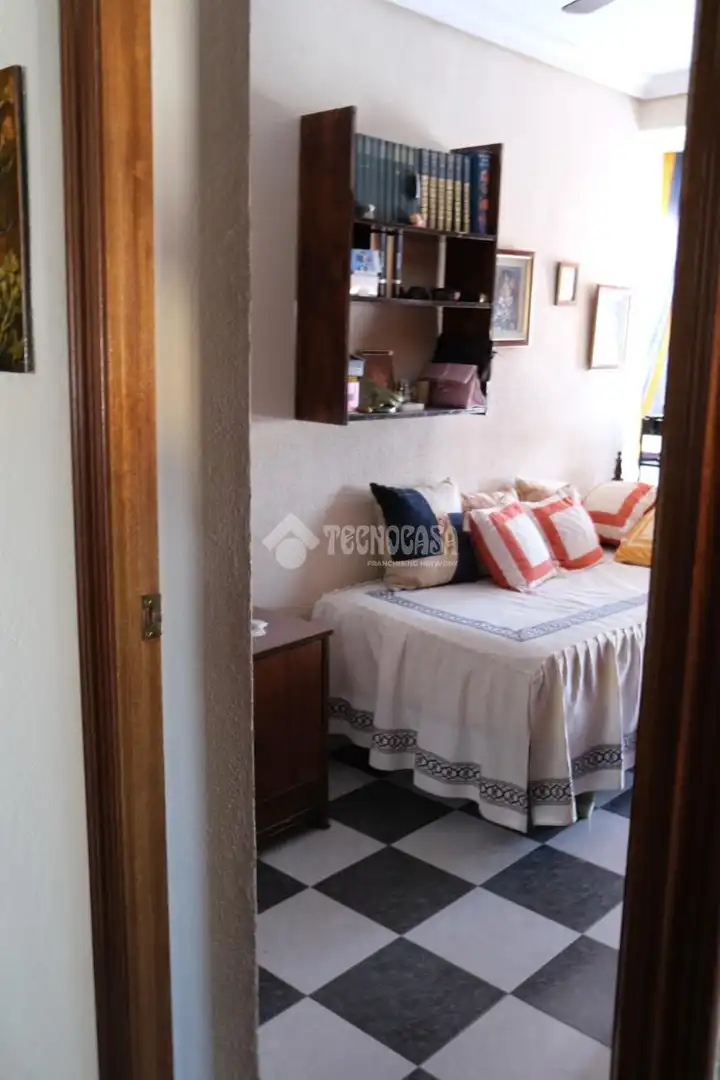 Flat with terrace for sale in Cerro - Amate, imagen 4