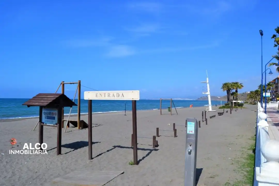 Außenansicht von Wohnung zum Verkauf in Torrox mit Terrasse