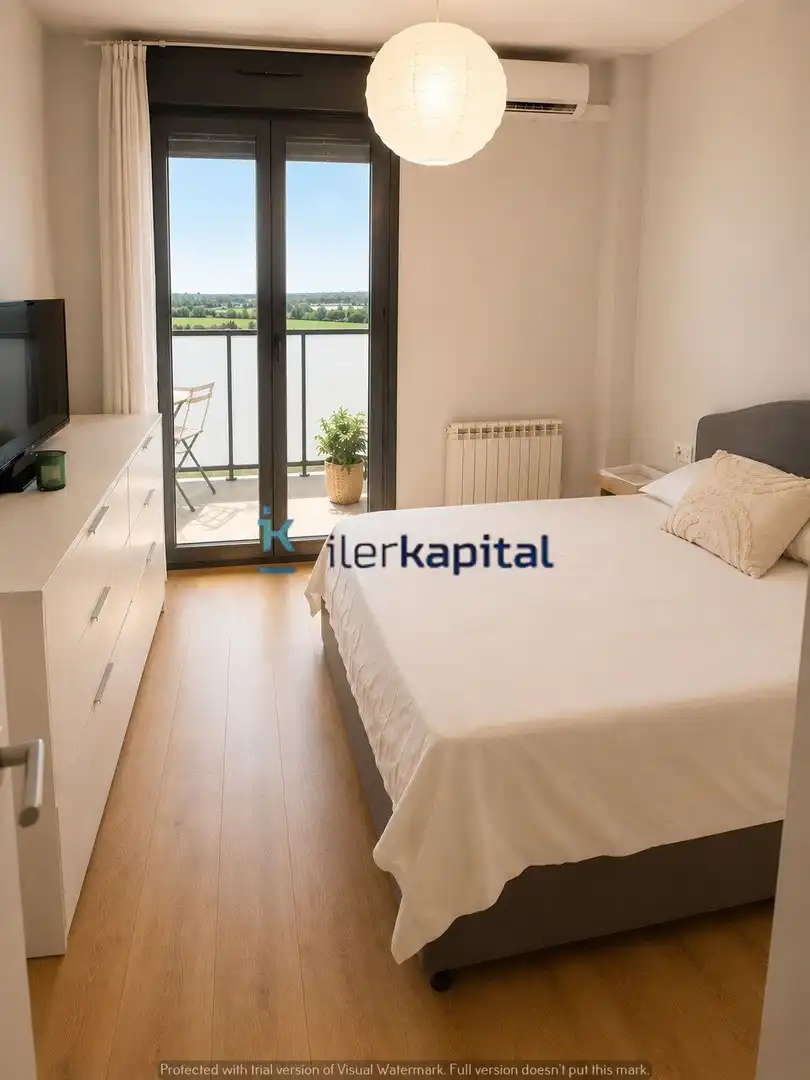 Schlafzimmer von Wohnung zum Verkauf in Lleida mit Klimaanlage, Heizung und Terrasse