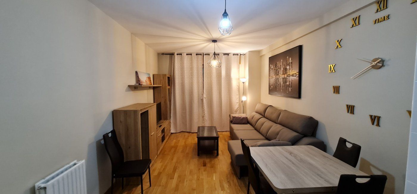 Living room of Flat to rent in Golmayo  with Heating