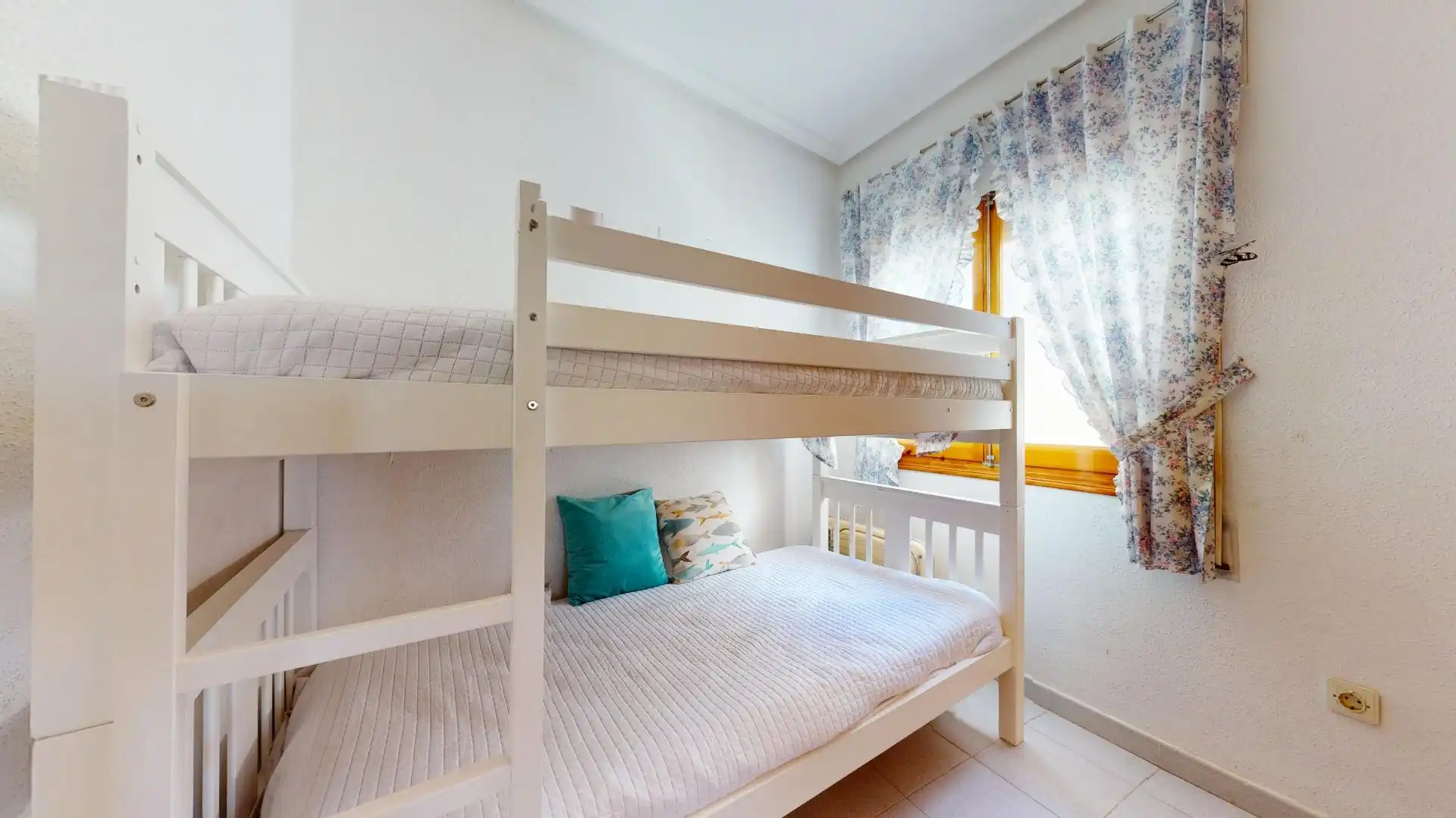 Detached homes for sale in Calle DUQUE DE AHUMADA, 48, Torre de la Horadada