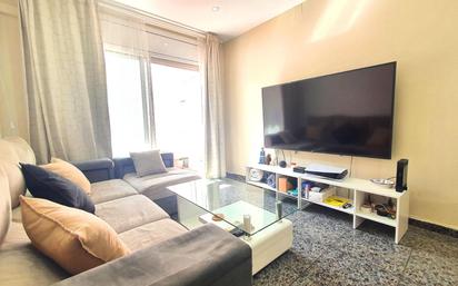 Living room of Flat for sale in Sabadell  with Air Conditioner and Balcony