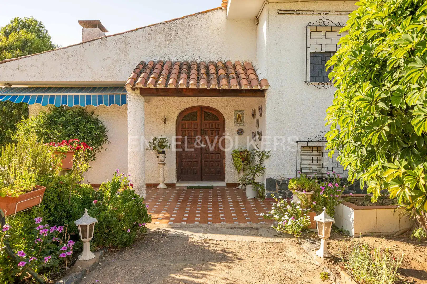 Vista exterior de Finca rústica en venta en El Rompido con Aire acondicionado, Calefacción y Jardín privado