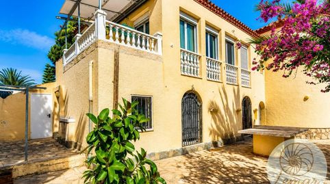 Exclusiva y amplia villa con vistas al mar y licencia turística  Les Tres Cales, imatge 4