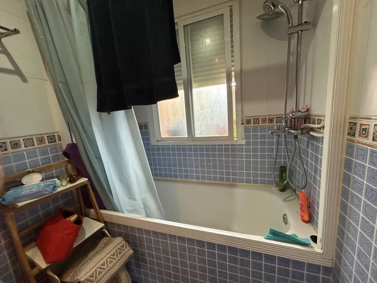 Baño de Casa o chalet en venta en San Román de los Montes con Calefacción, Jardín privado y Piscina