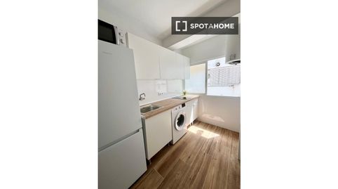 Photo 4 of Flat for rent in Cruz Roja, Sevilla Capital