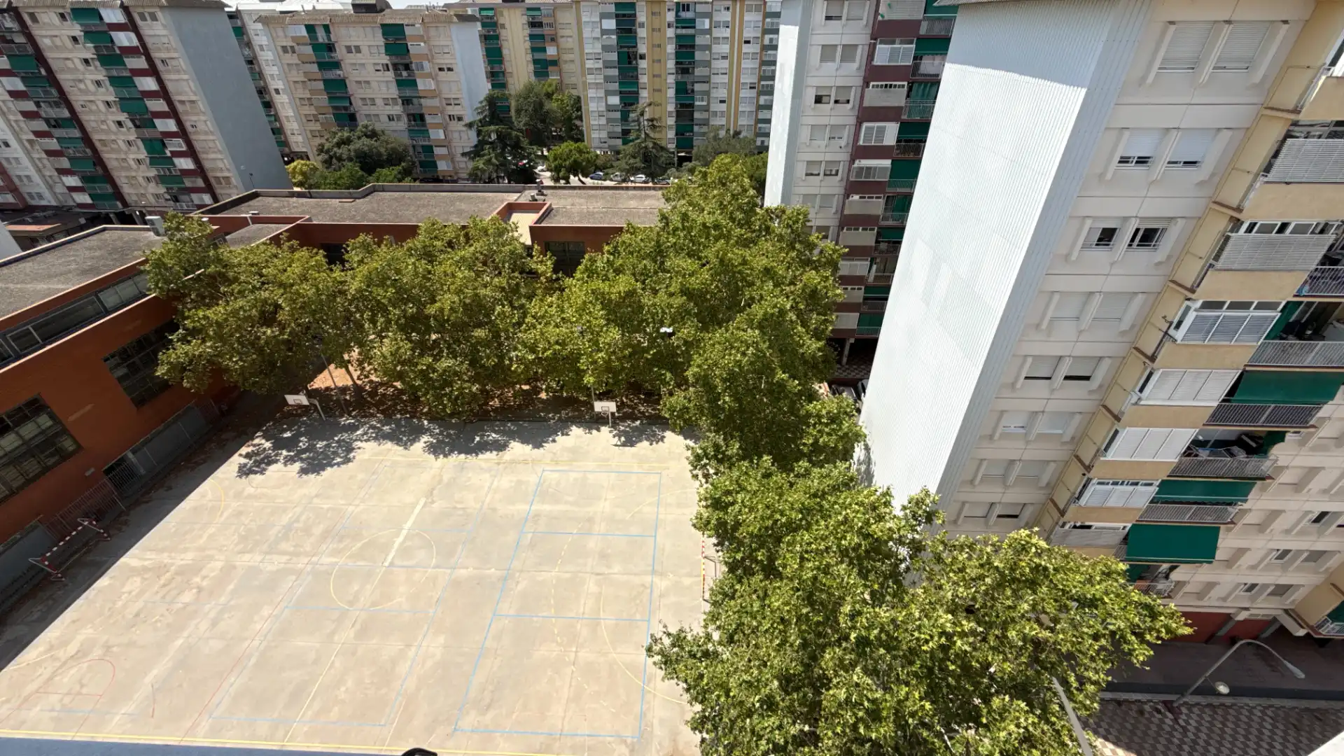 Piso con terraza en venta en Carrer de Felicià Xarau, imagen 10