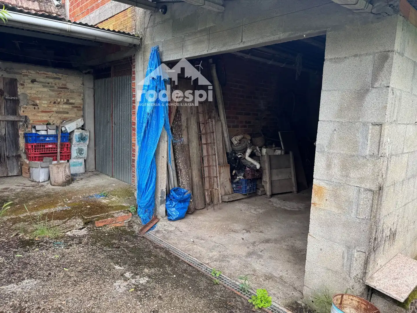 Aparcament de Casa o xalet en venda en Crecente amb Traster i Moblat