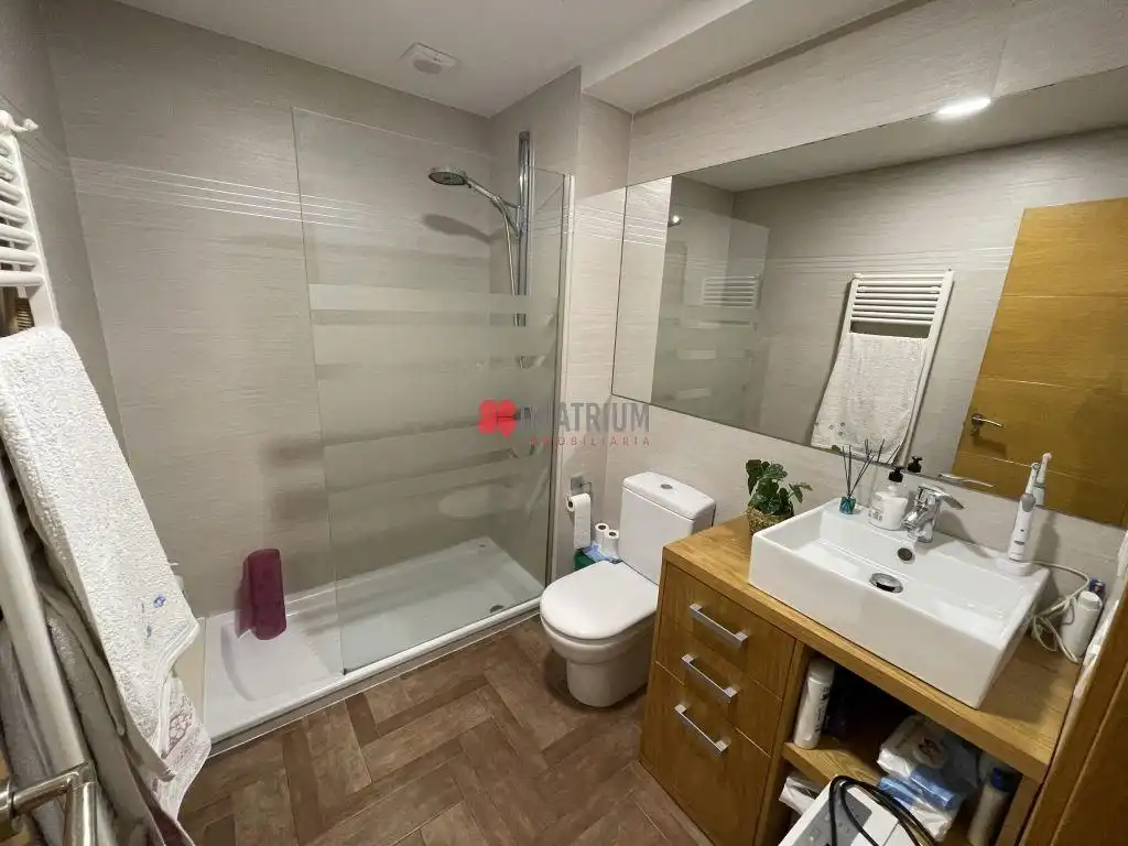 Appartamento con terrazza in vendita a Avenida Rosalía de Castro, imagen 9