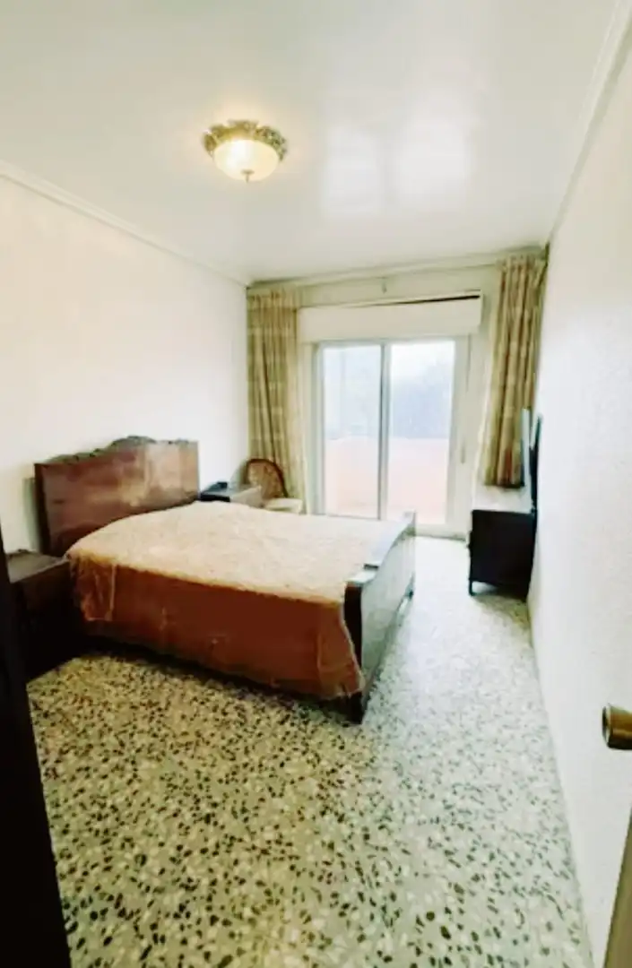 Habitación de Piso en venta en Onda con Amueblado y Balcón