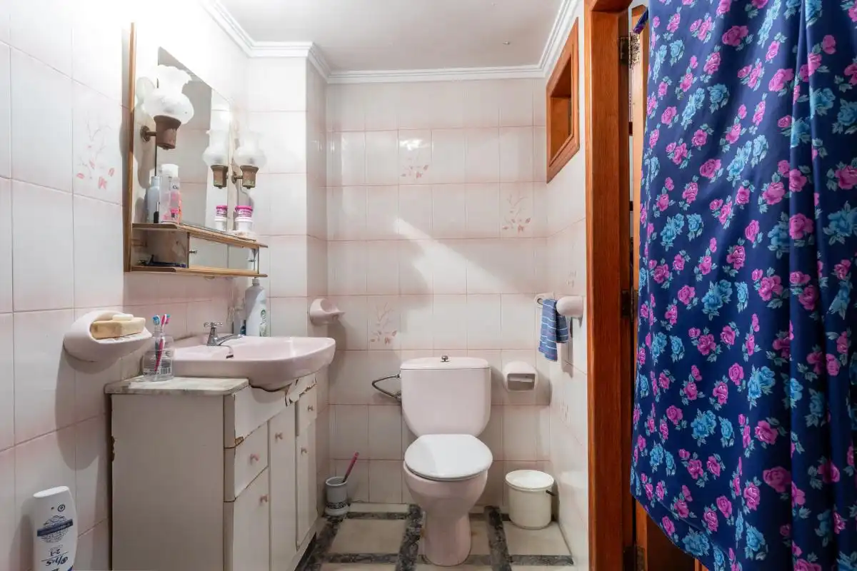 Baño de Casa adosada en venta en Cullera con Calefacción, Terraza y Trastero