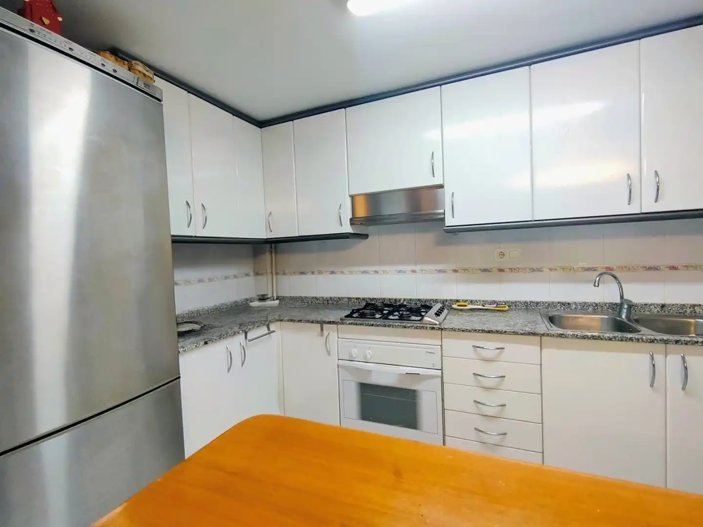 Cuina de Pis en venda en Barcelona amb Aire condicionat, Calefacció i Balcó