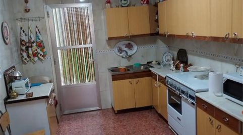 Foto 3 de Casa adosada en venta en Calle Repullete, Villacarrillo, Jaén