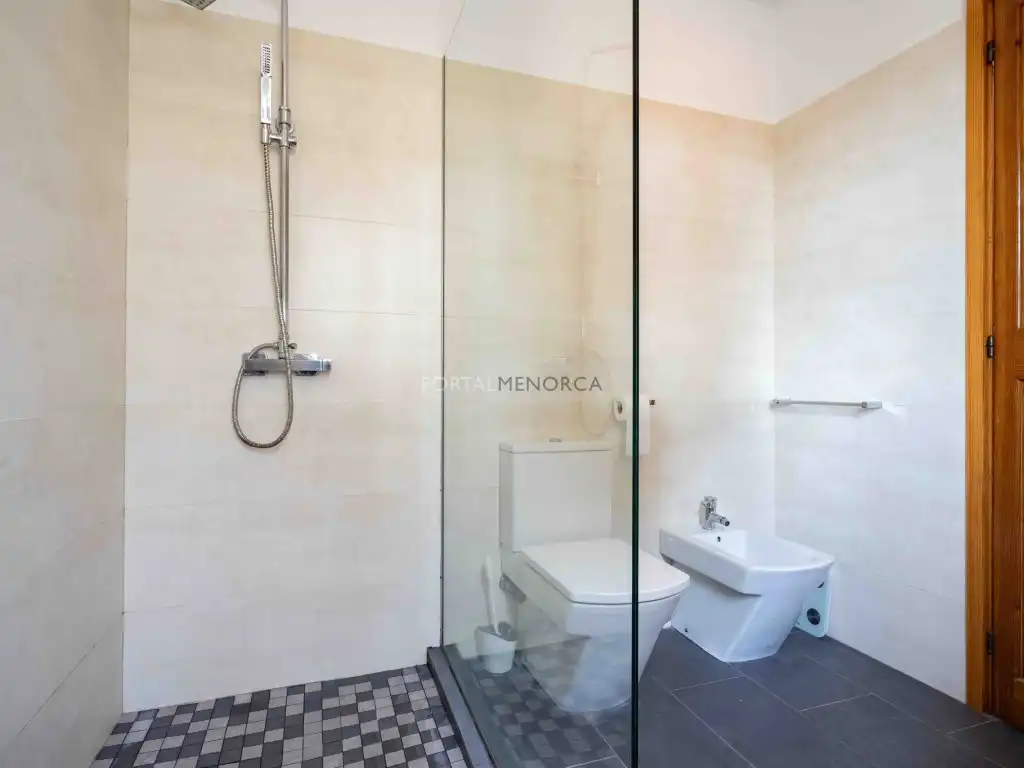 Bathroom of Houses for sale in Maó - Mahón