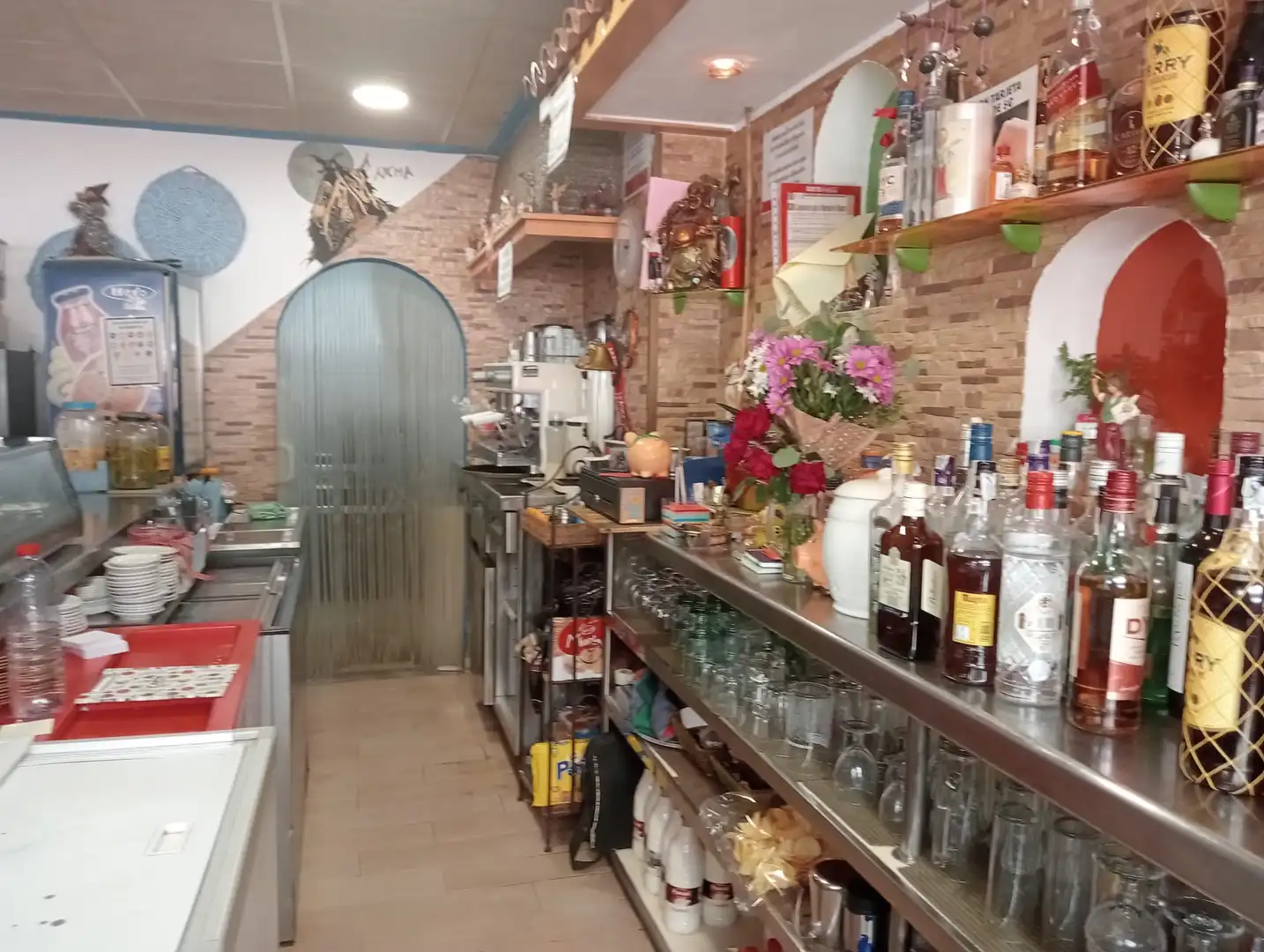 Local en traspaso en Vila-real con Terraza y Amueblado