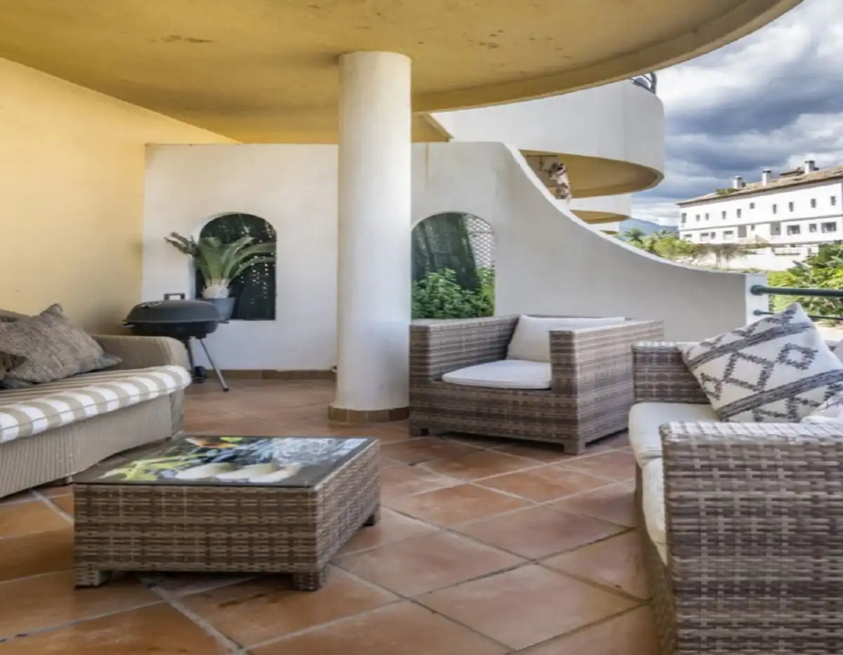 Apartamento con piscina en venta en Nueva Andalucía, imagen 9