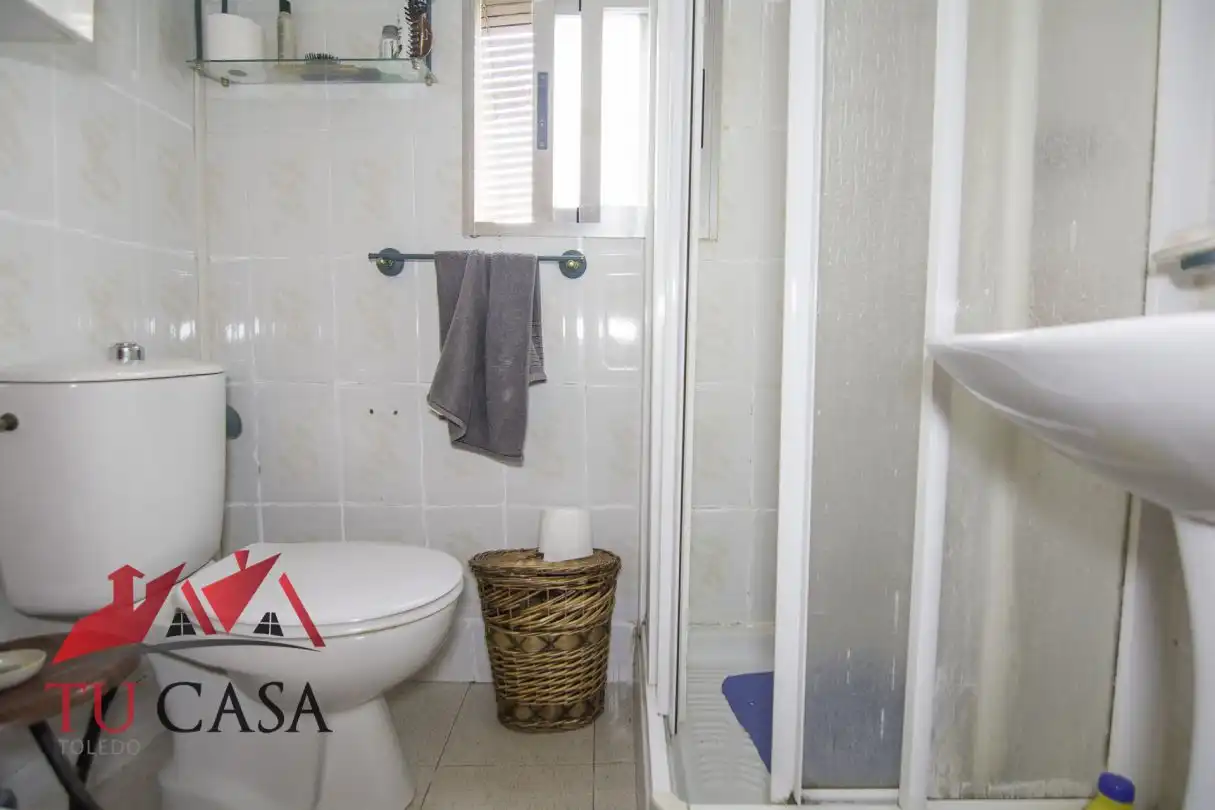 Bany de Casa o xalet en venda en Toledo