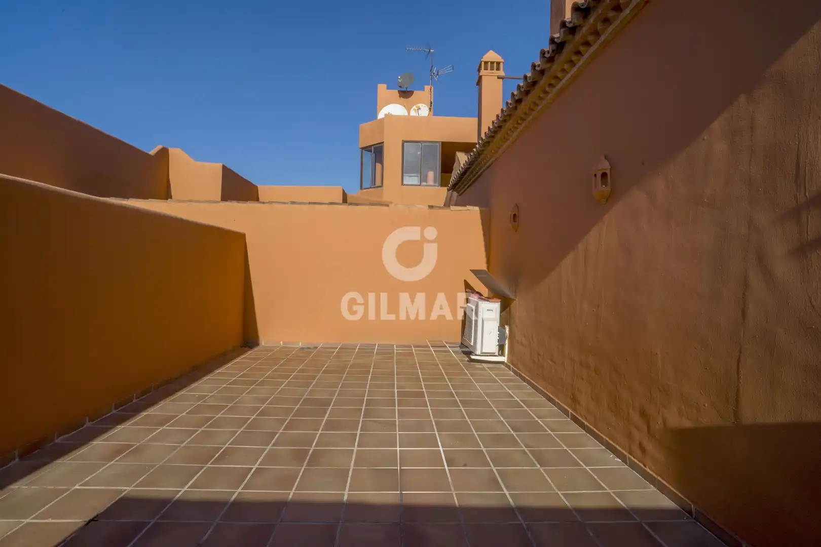 Terrassa de Dúplex en venda en Estepona amb Calefacció, Jardí privat i Traster