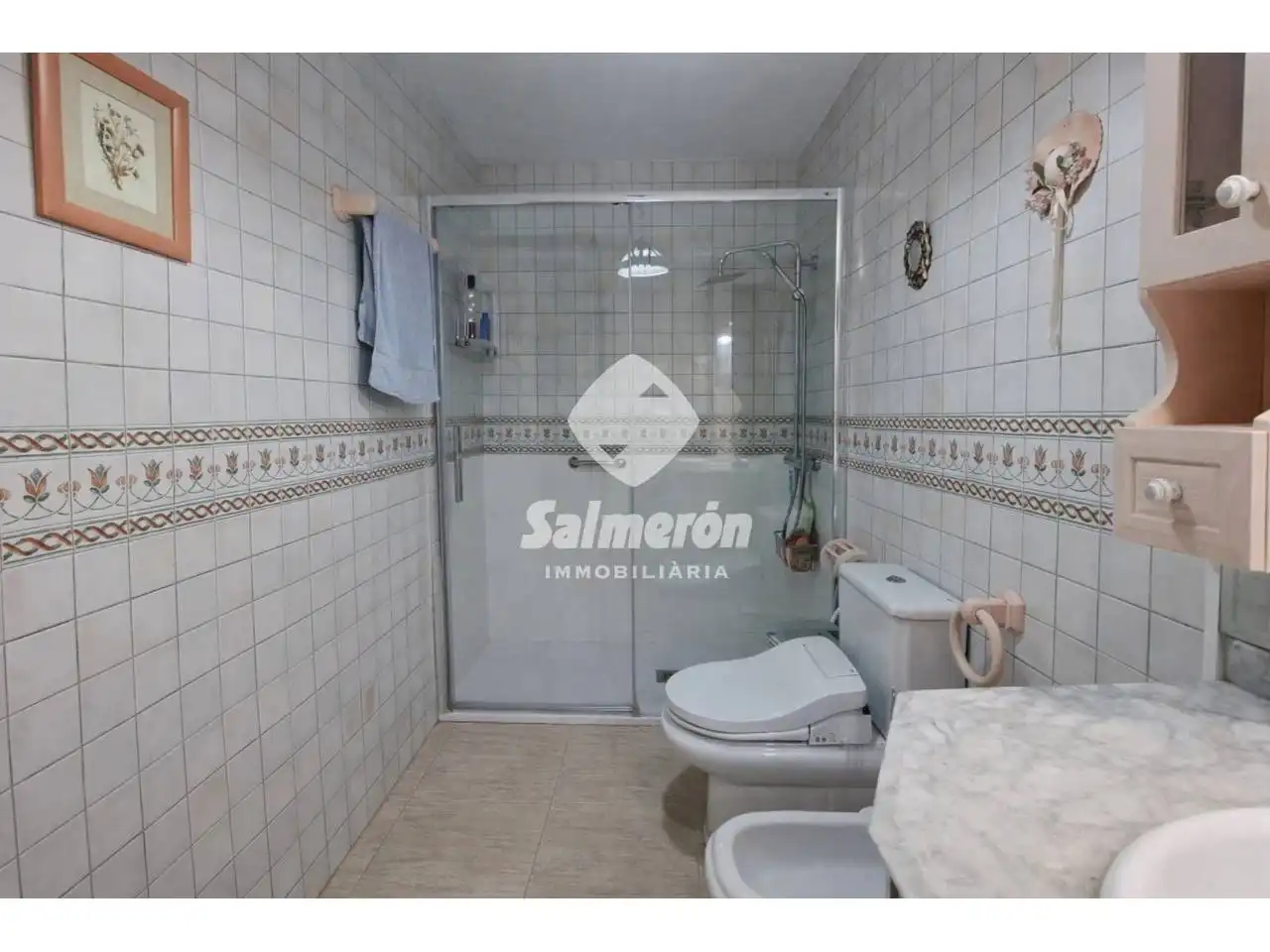 Badezimmer von Wohnung zum Verkauf in Palafolls mit Klimaanlage, Heizung und Abstellraum