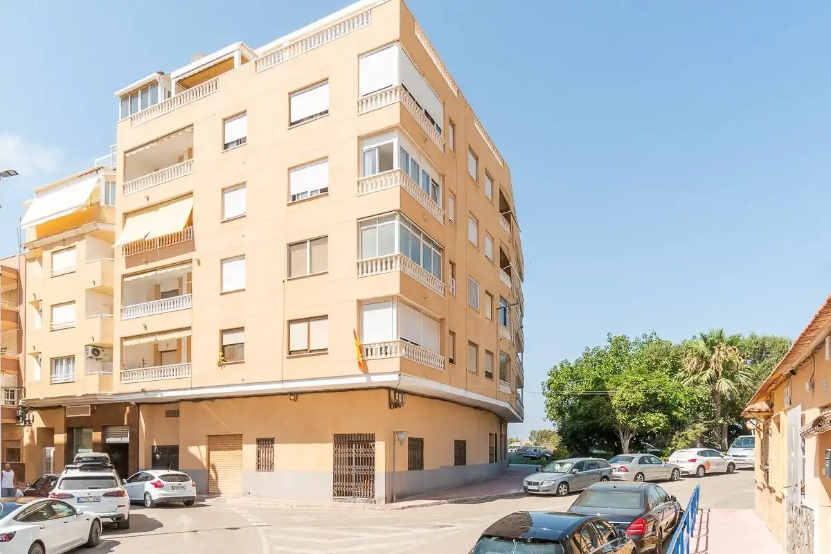 Apartamento con ascensor en venta en Calle DE SAN EMIGDIO