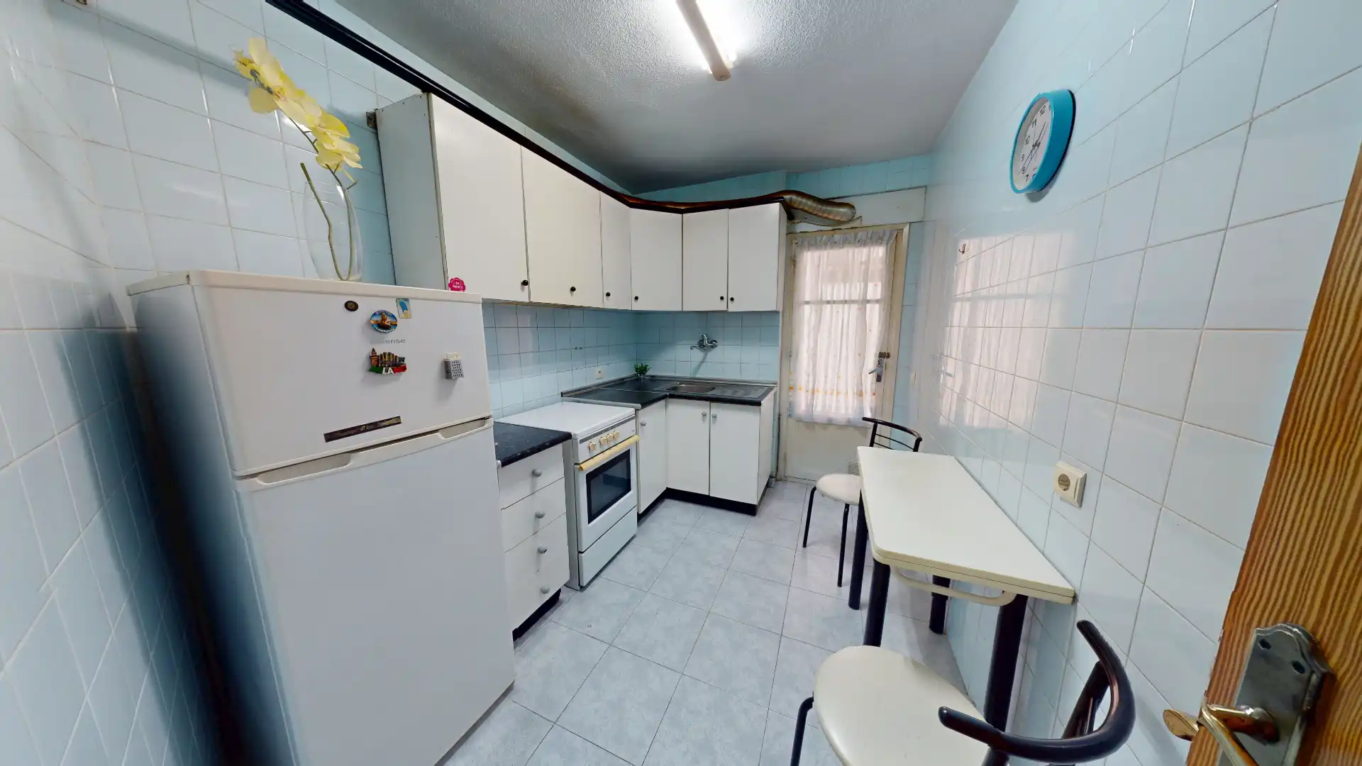 Kitchen of Flat for sale in Alicante / Alacant  with Air Conditioner and Furnished