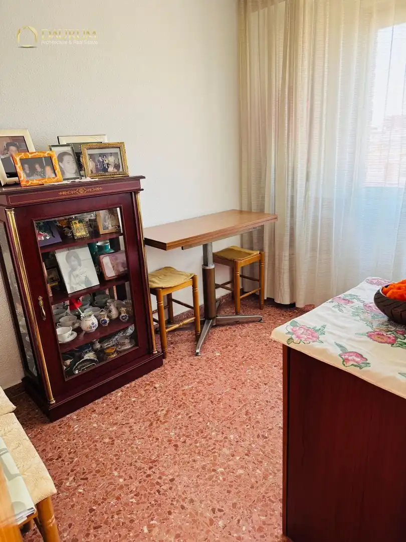 Piso en venta en Hermanos Machado, Poble Nou