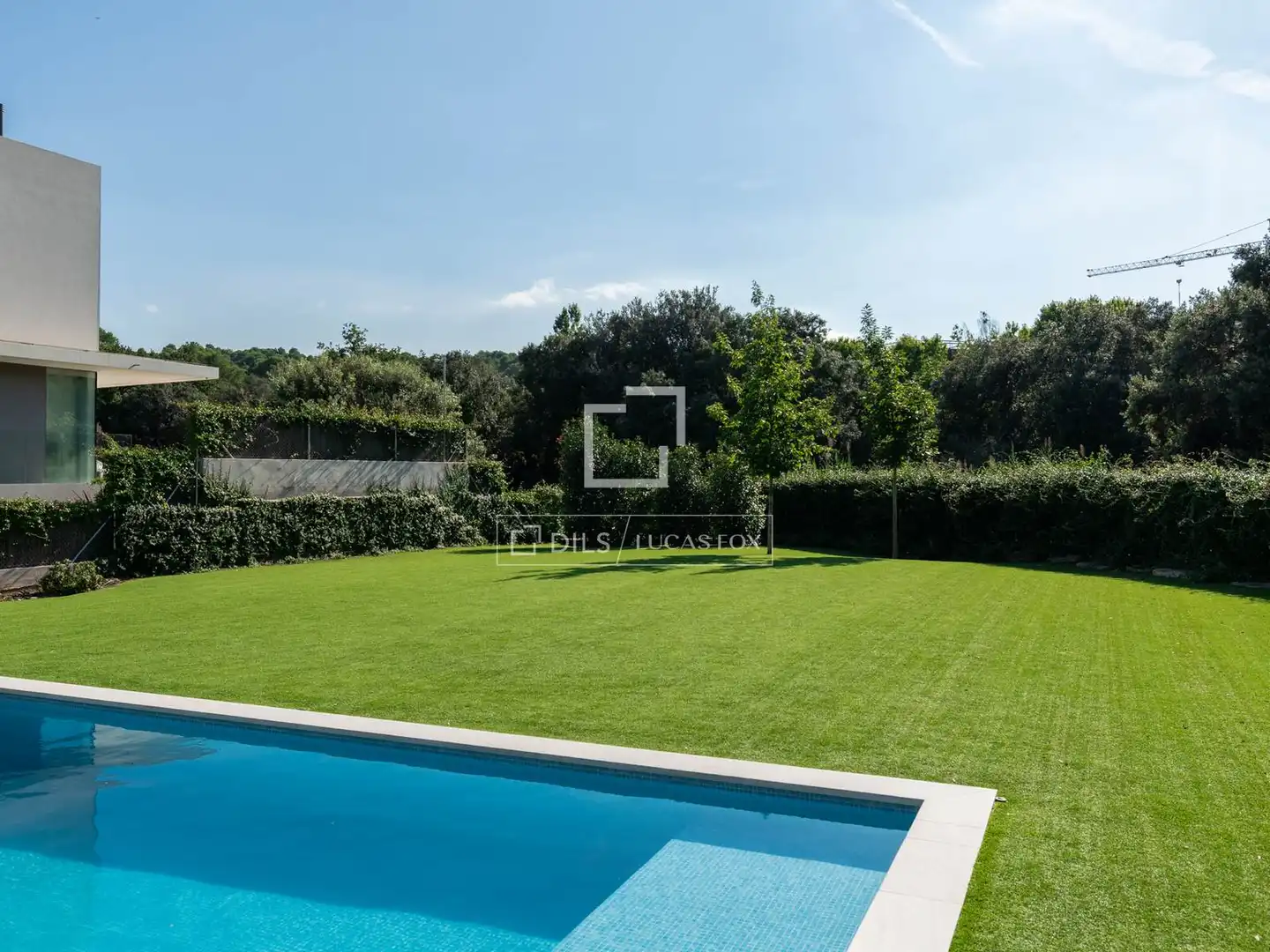 Swimming pool of Houses for sale in Sant Cugat del Vallès  with Air Conditioner, Heating and Private garden