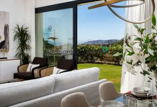 Villa mit Pool zum Verkauf in Casares Golf - Casares del Sol, imagen 7