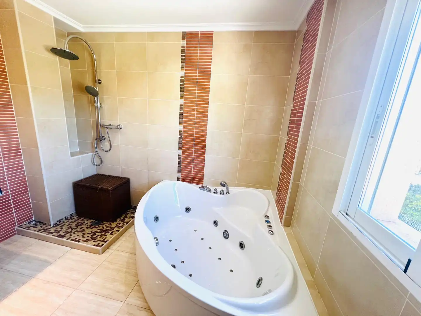 Bathroom of Houses for sale in Elche / Elx  with Heating, Private garden and Terrace