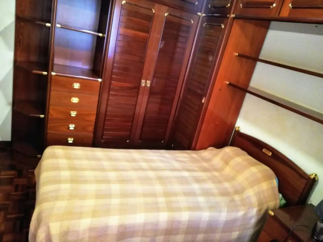 Bedroom of Flat for rent in Burgos  with Heating, Parquet flooring and Furnished