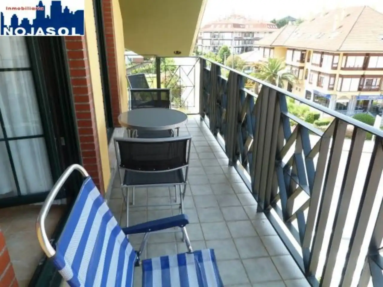 Terraza de Apartamento de alquiler en Noja con Calefacción, Terraza y Amueblado