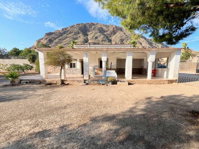 Casa-chalet en Venta en Rebolledo