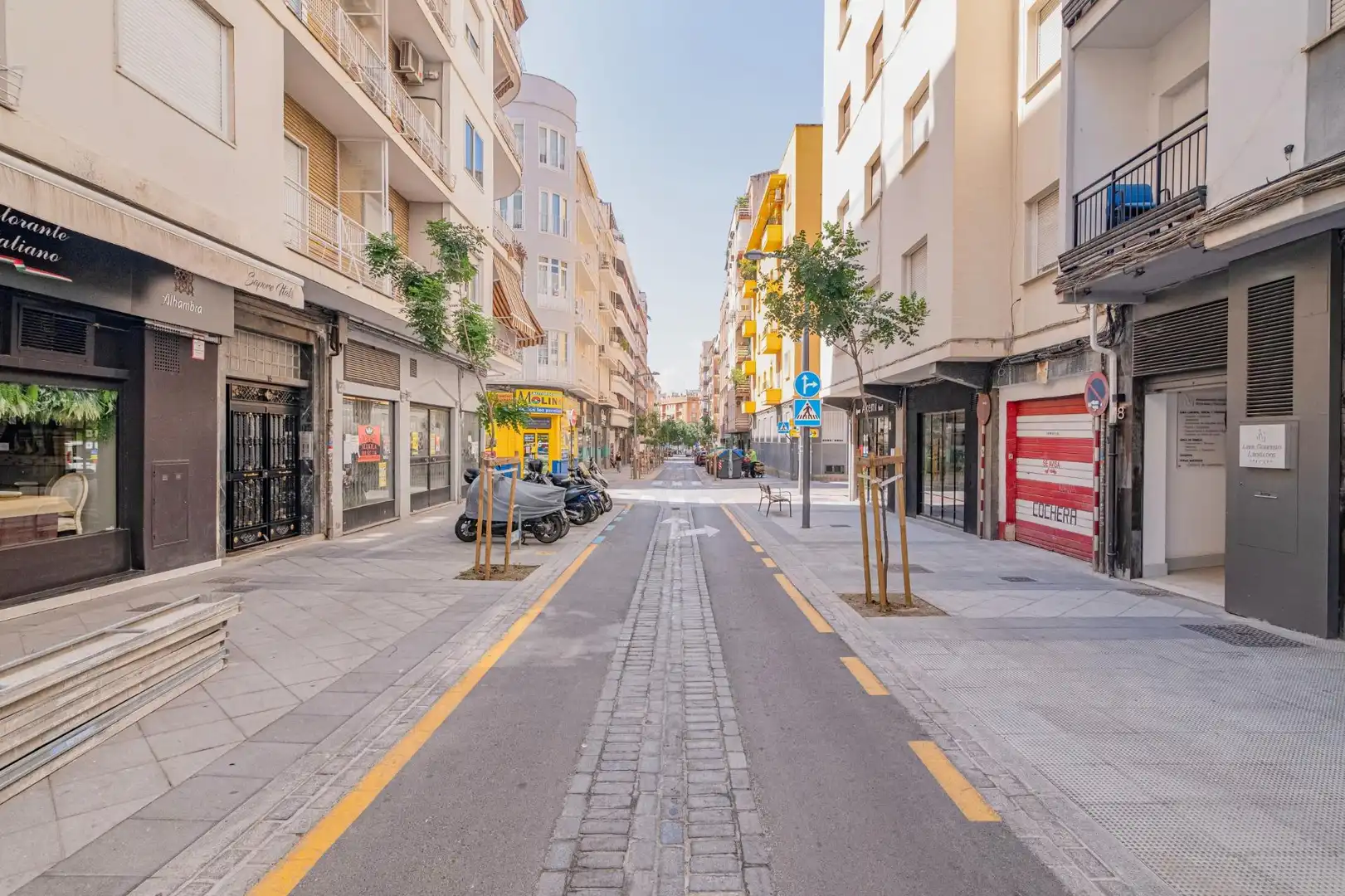 Außenansicht von Geschaftsraum zur Miete in Granada