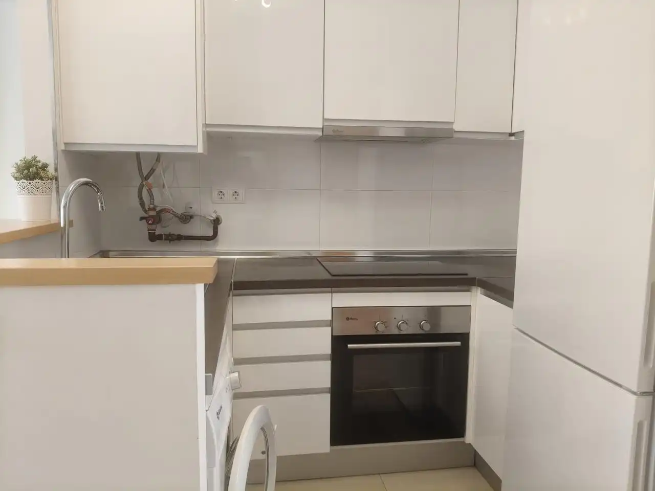 Cocina de Piso de alquiler en Málaga con Terraza, Amueblado y Piscina comunitaria