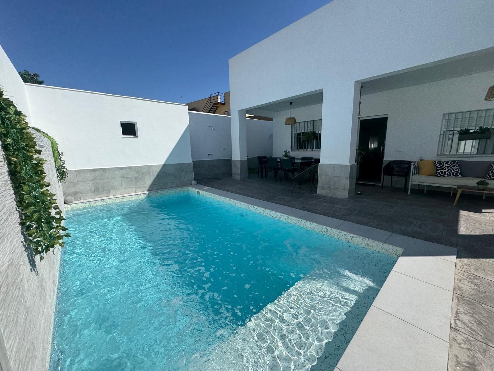 House or chalet for sale in El Pino - Bajo de Guía