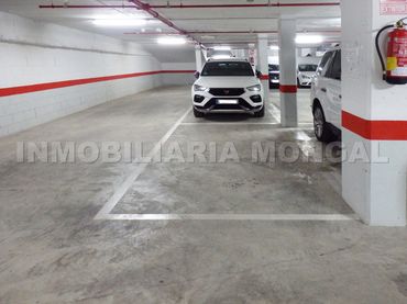Einzelparkplatz mit Aufzug zur Miete in Carrer Mallorca 53