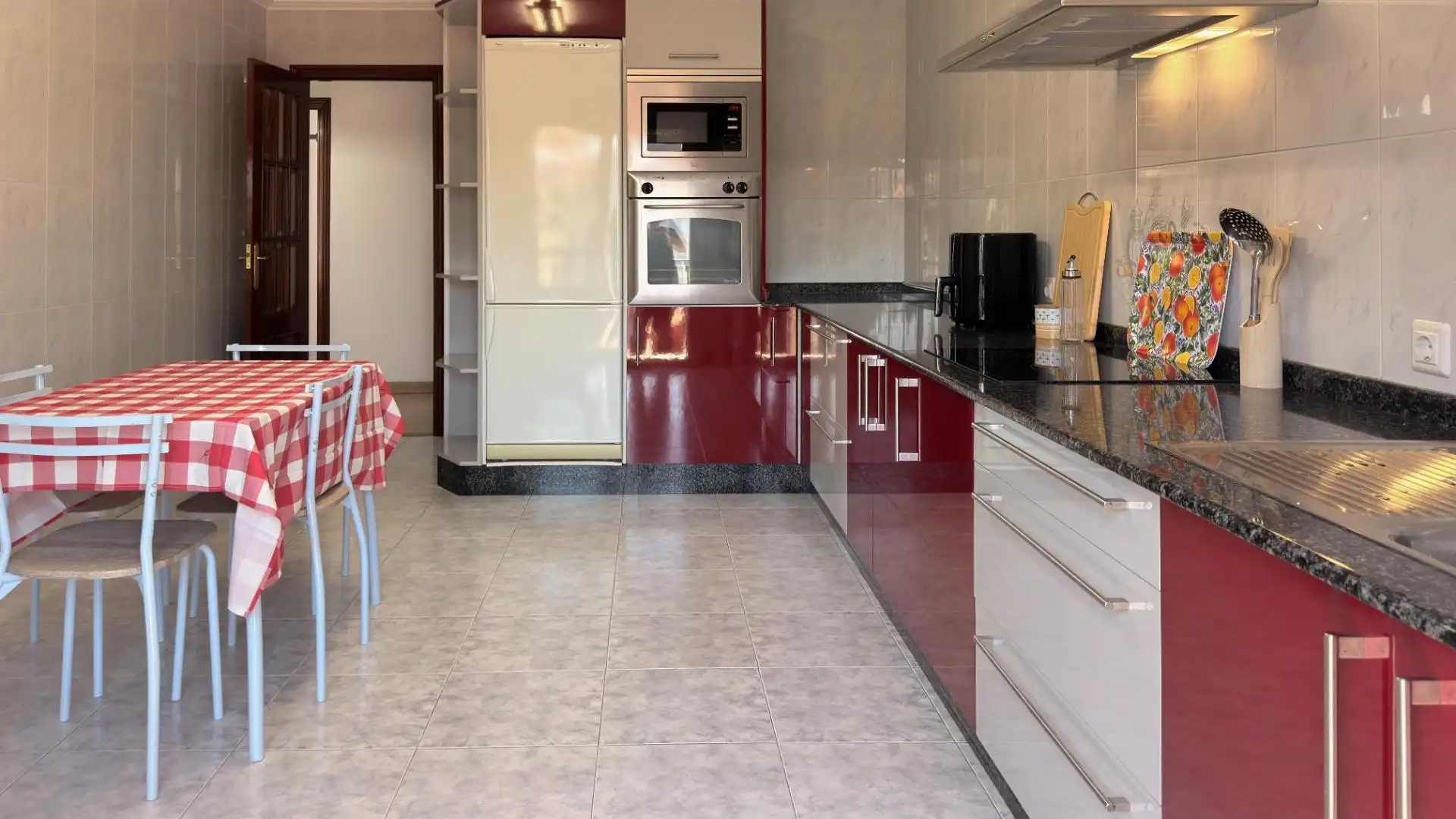 Flat with terrace to rent in Calle de Ourense, imagen 16