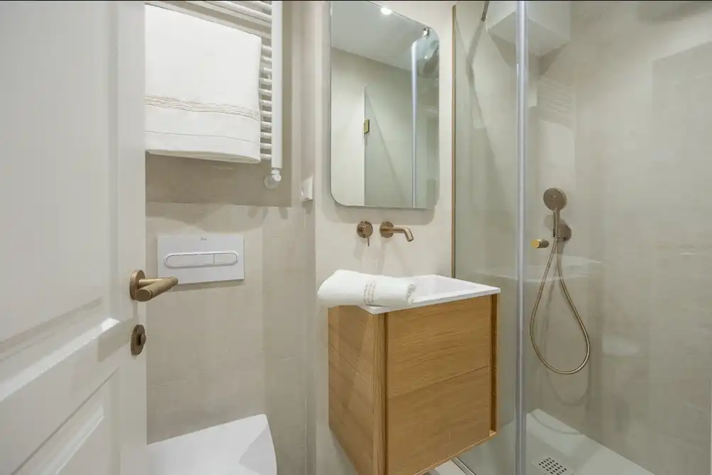 Baño de Piso en venta en Madrid con Aire acondicionado, Calefacción y Parquet
