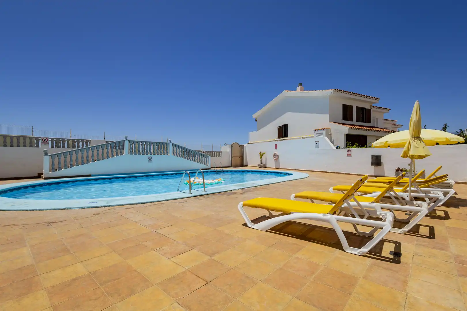 Piscina de Casa adosada en venta en El Rosario con Aire acondicionado, Jardín privado y Terraza