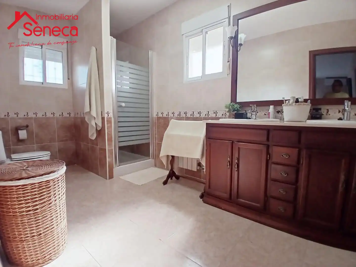 Bathroom of Houses for sale in Córdoba  with Air Conditioner, Heating and Swimming Pool