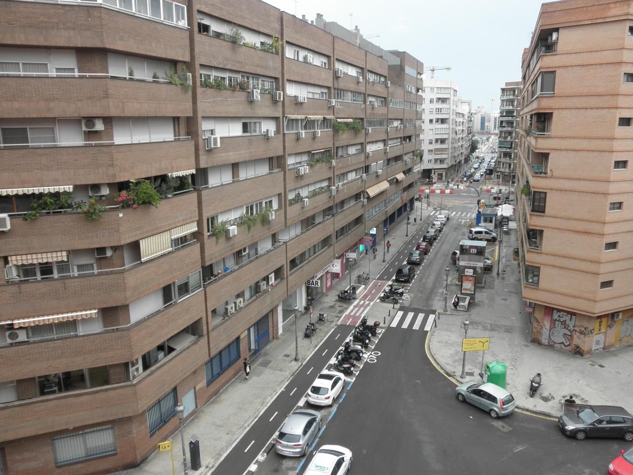 Exterior view of Flat for sale in  Valencia Capital  with Terrace and Furnished