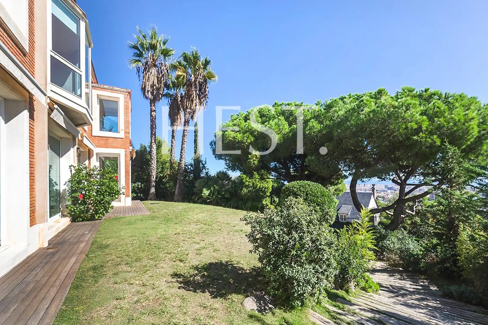 Vista exterior de Casa o chalet de alquiler en Barcelona con Aire acondicionado, Calefacción y Jardín privado