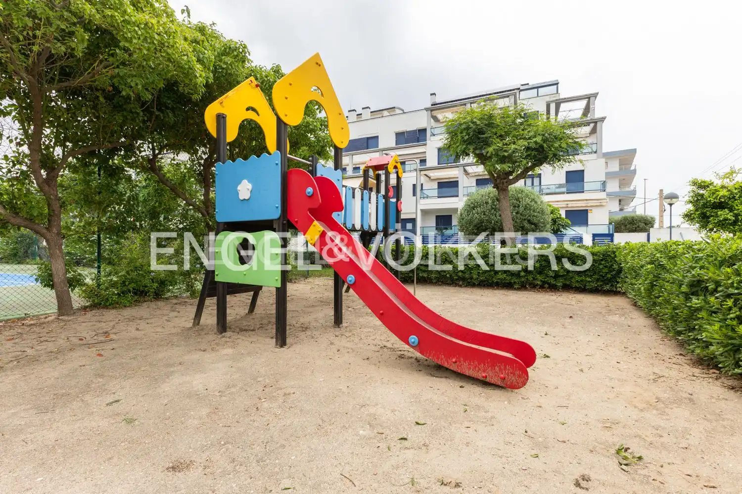 Terraza de Piso en venta en Dénia con Aire acondicionado, Calefacción y Piscina