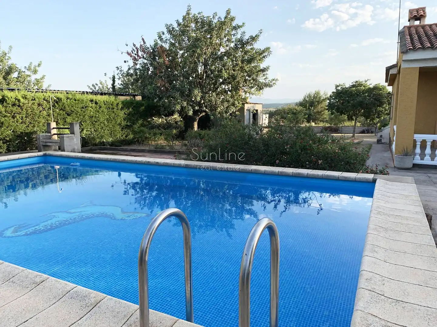 Piscina de Casa o chalet en venta en Chiva con Aire acondicionado, Jardín privado y Trastero