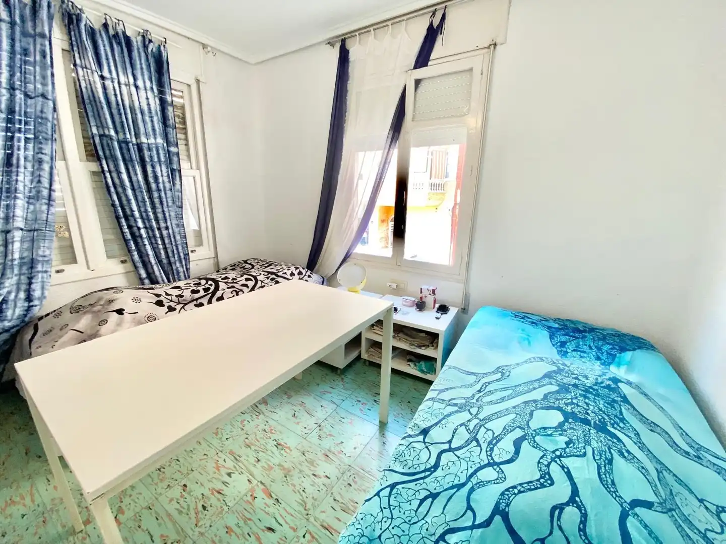 Habitación de Apartamento de alquiler en Guardamar del Segura con Calefacción, Amueblado y Lavadora