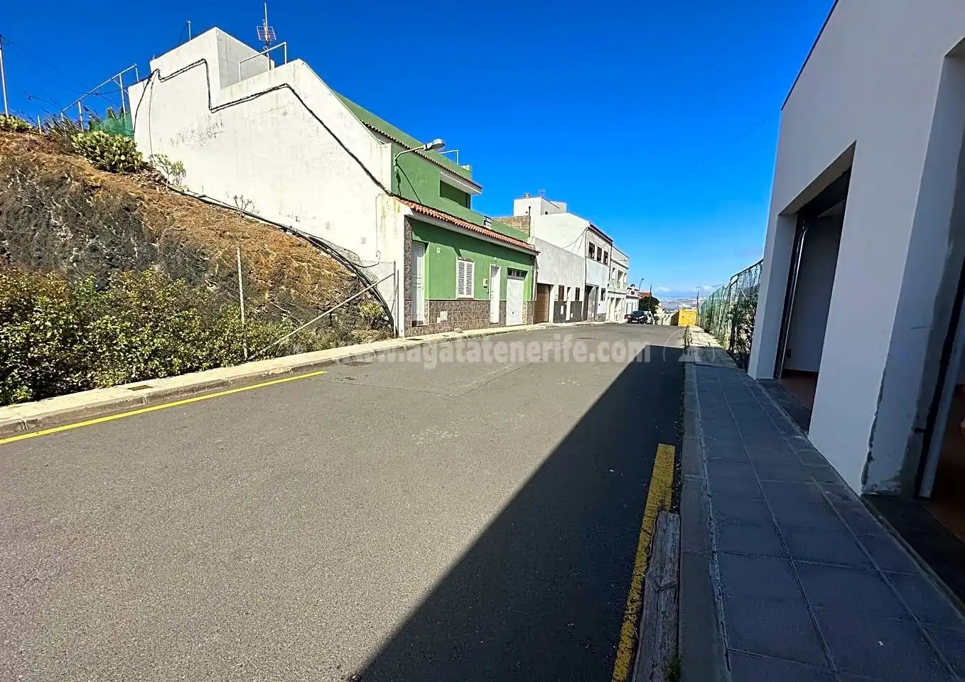 Vista exterior de Casa o chalet en venta en Los Silos con Aire acondicionado, Jardín privado y Terraza