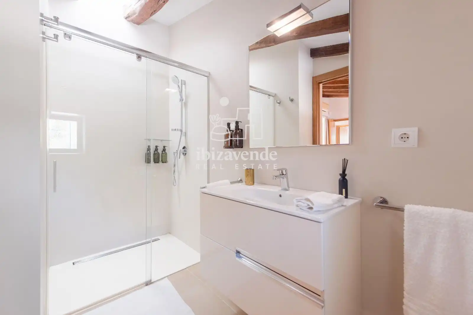 Baño de Casa o chalet de alquiler en Santa Eulària des Riu con Aire acondicionado, Calefacción y Terraza